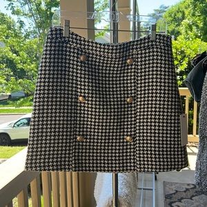 Aura Houndstooth Skirt